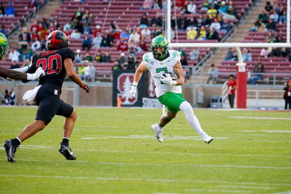 Oregon Ducks Score Yet Another Blowout In A 42-6 Win Against Stanford ...