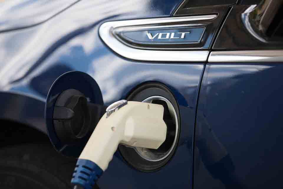 Limited Funding Now Available For Oregon EV Buyers To Claim Rebates